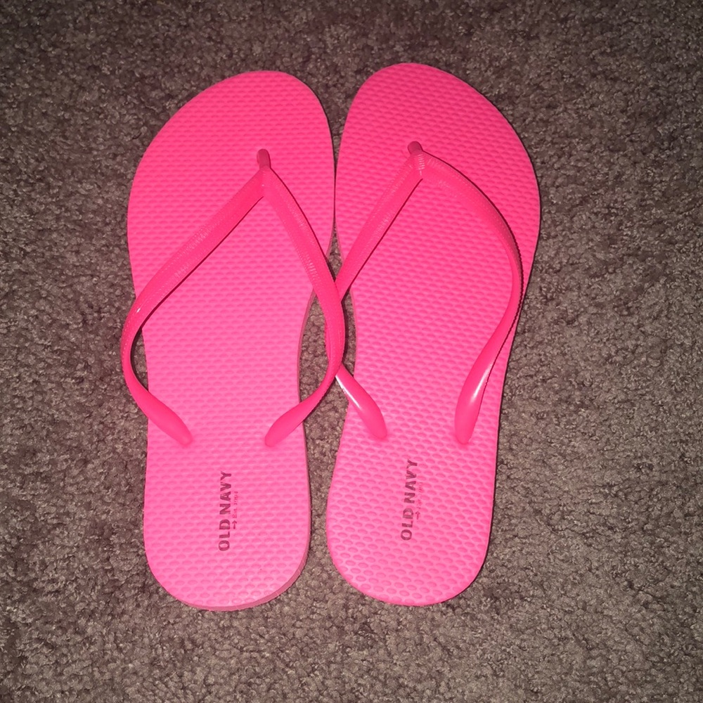 New Old Navy flip flops